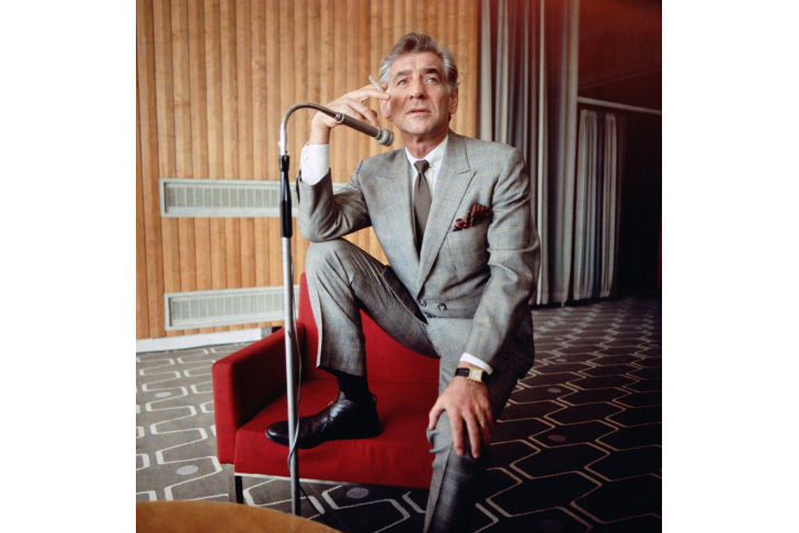 February 1970:  American composer, conductor and pianist Leonard Bernstein (1918 - 1990) at the Queen Elizabeth Hall on London's South Bank.  (Photo by Fox Photos/Hulton Archive/Getty Images)