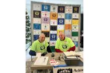 Harry Lutz and Gary Jackson with quilt Harry Lutz and Gary Jackson with quilt