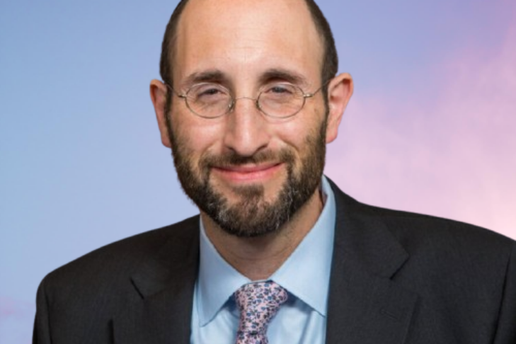 Rabbi-Meir-Soloveichik-900x900-removebg-preview